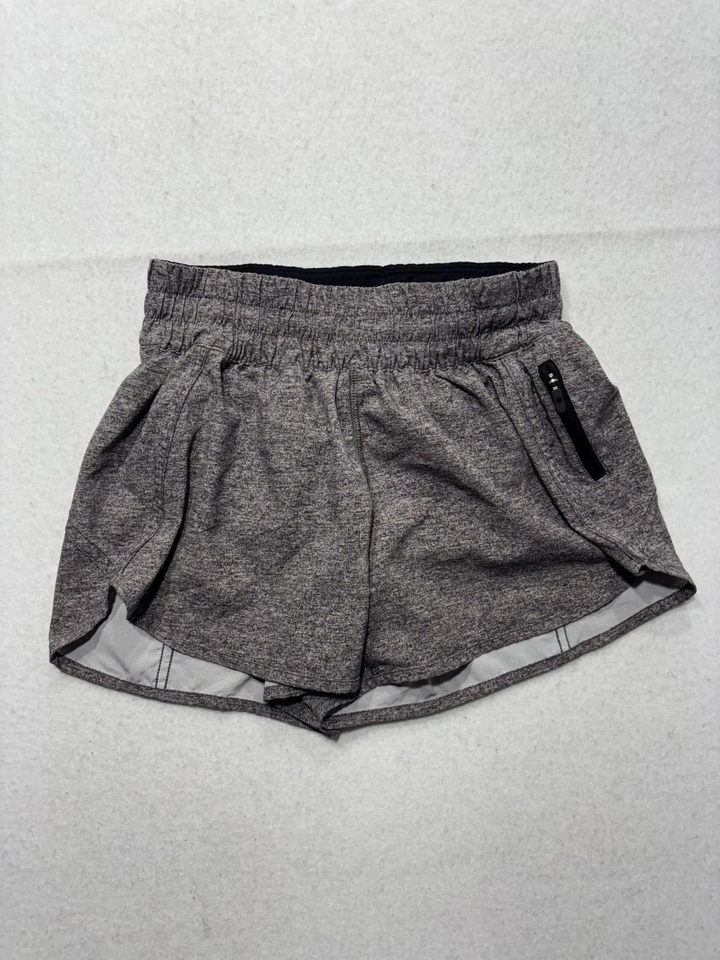 Lululemon Running Shorts Womens 6 Gray 2.5" Inseam Zip Pocket Lined Athletic
