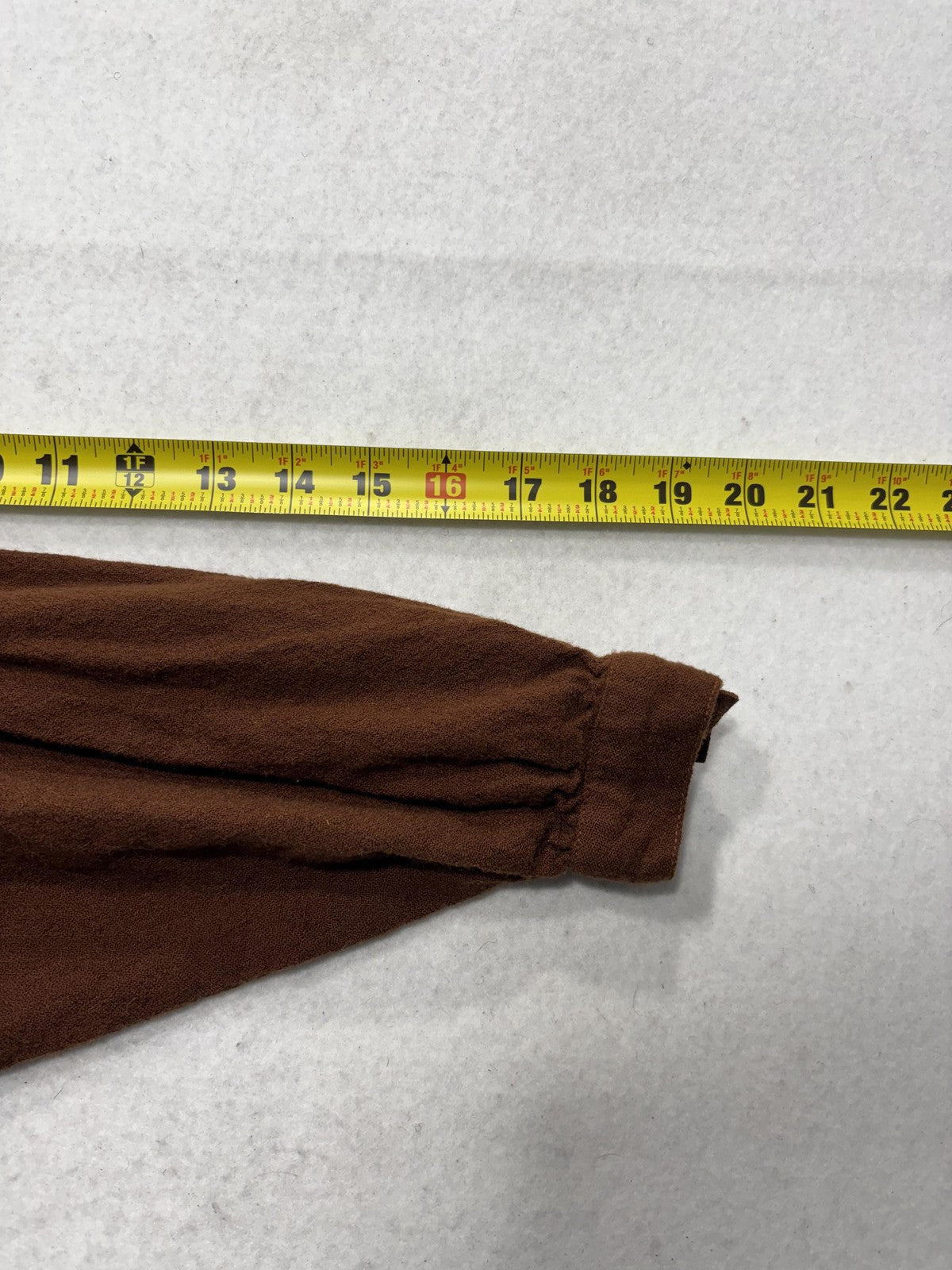 Sakowitz Vintage Brown Wool Button Front Collared Shirt Womens 8 Long Sleeve Top