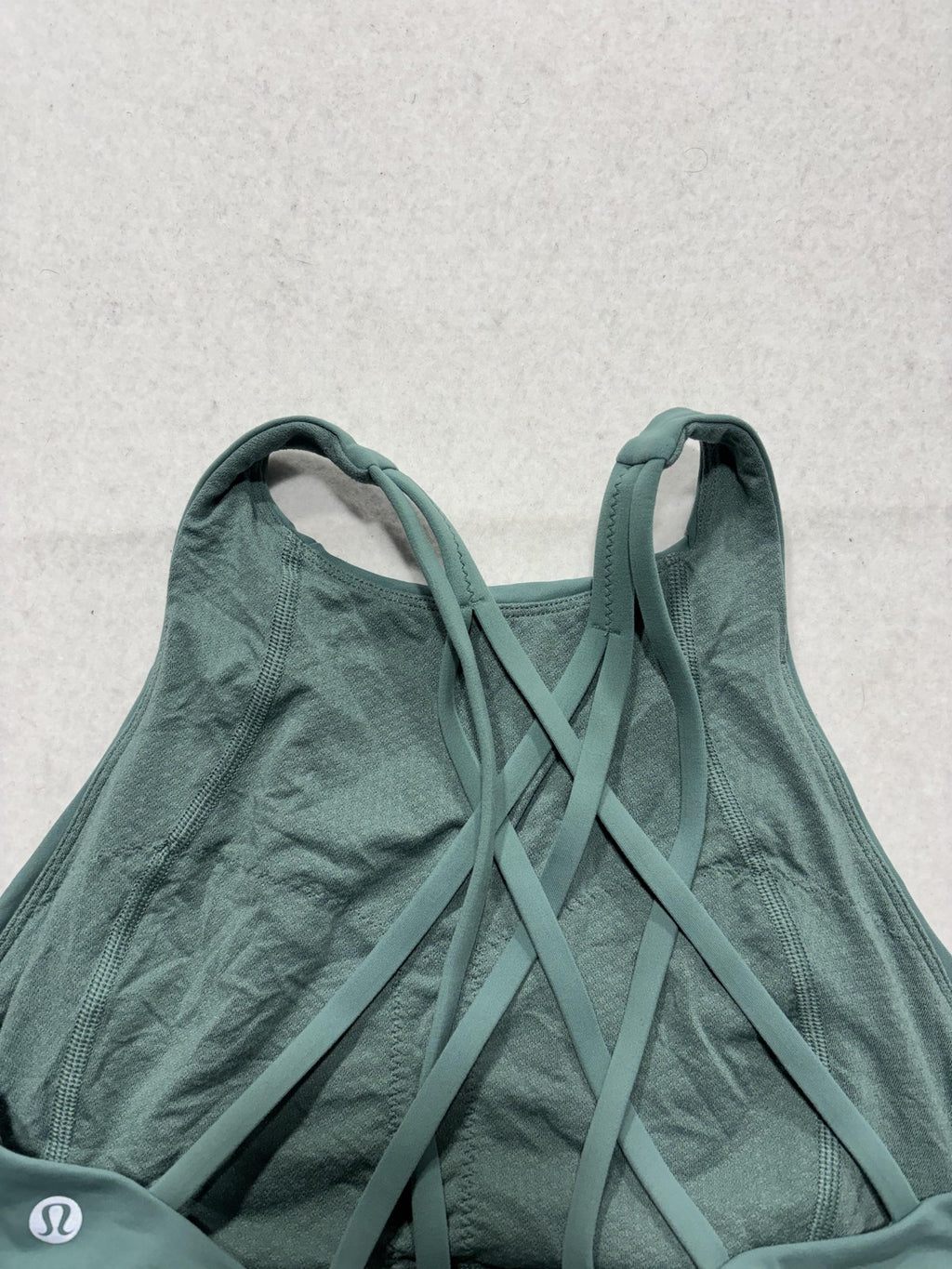 Lululemon Sports Bra Womens 8 Green High Neck Strappy Crossback Yoga Athletic