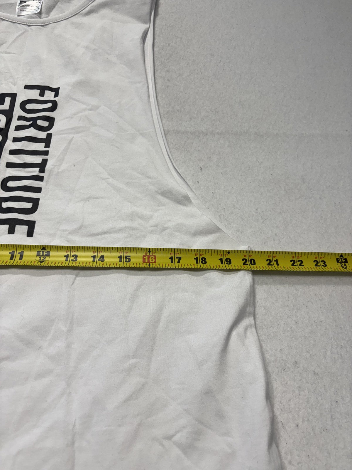Hypr Wear Muscle Tank Mens XL White Fortitude Graphic Gym Training Athletic