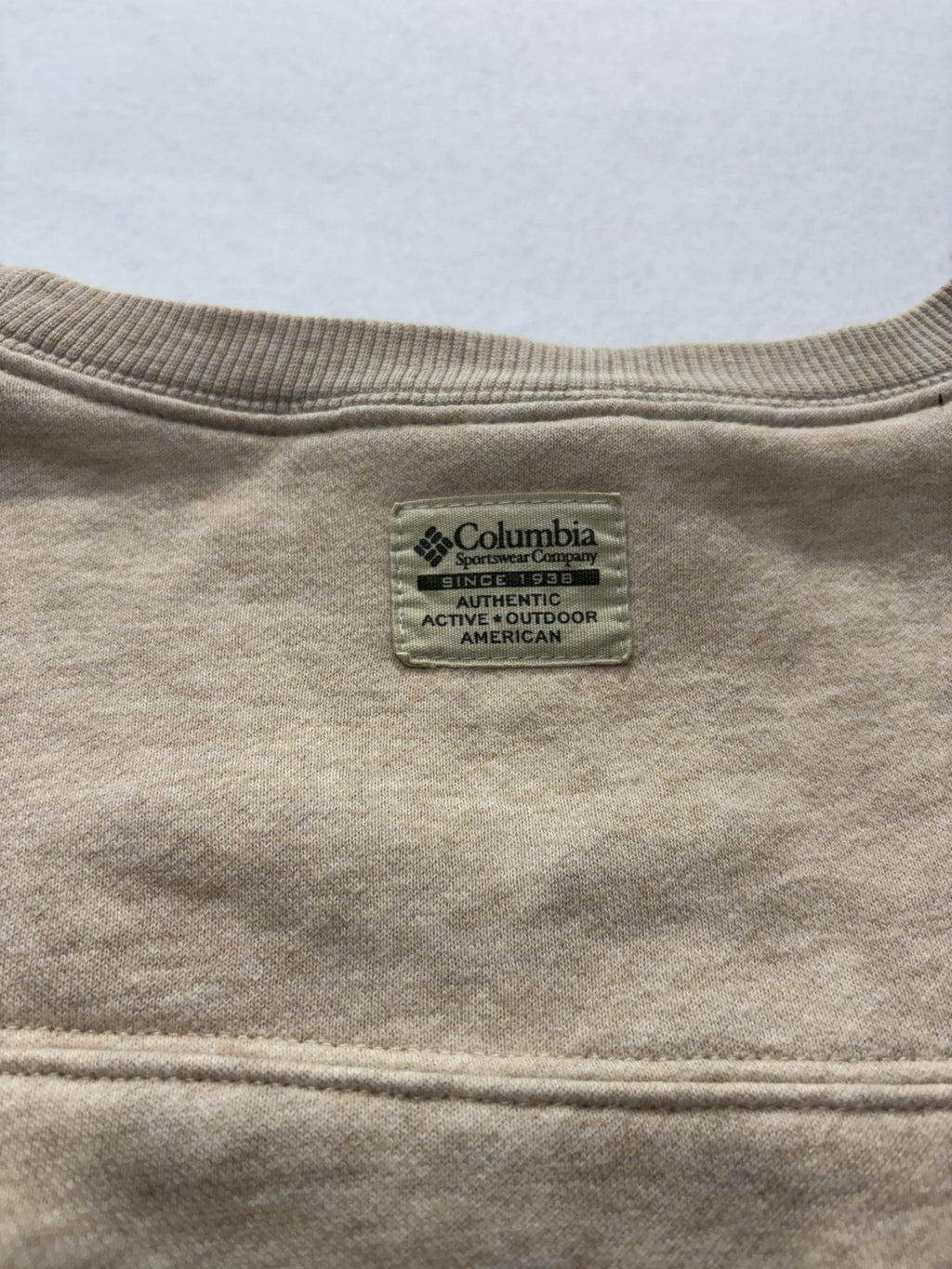 Columbia Sweatshirt Mens Large Beige Fleece Crew Neck Pullover Logo Outdoor
