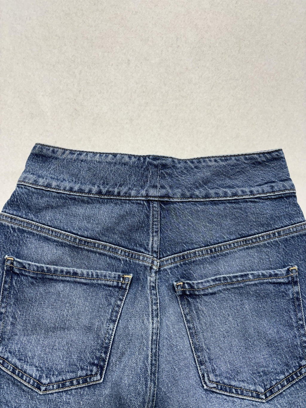 FRAME Shorts Womens 25 Blue Le Hardy Short High Rise Mom Denim Zip Fly