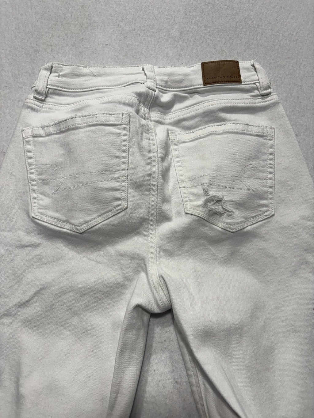 American Eagle Mom Straight Jeans Womens 0 White High Rise Distressed 28x29