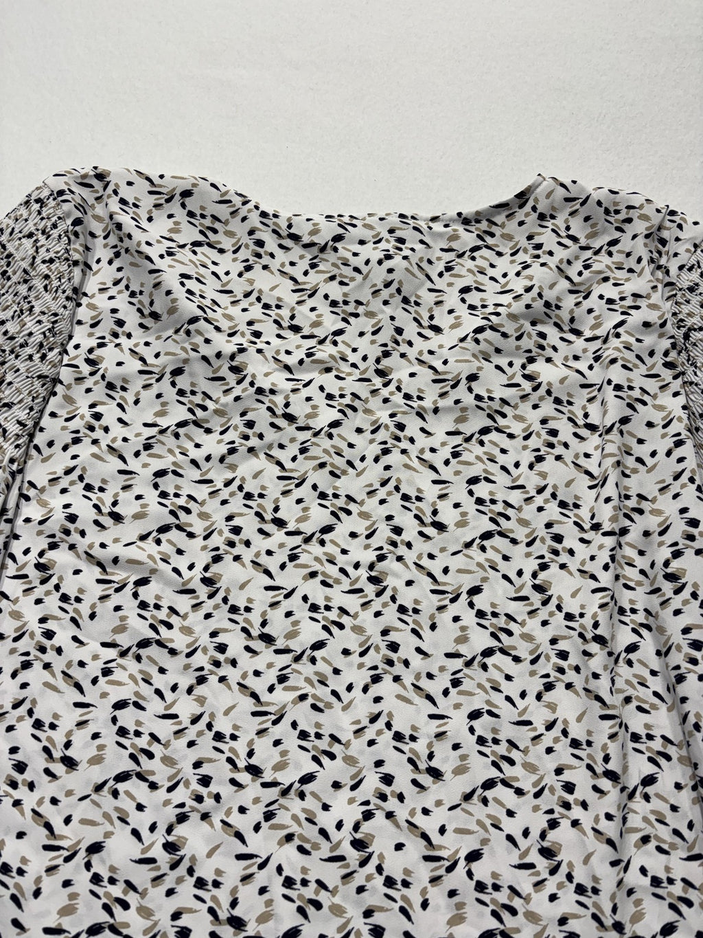 Chico's Blouse Womens 2 White Floral V Neck 3/4 Bell Sleeve Lightweight Tunic
