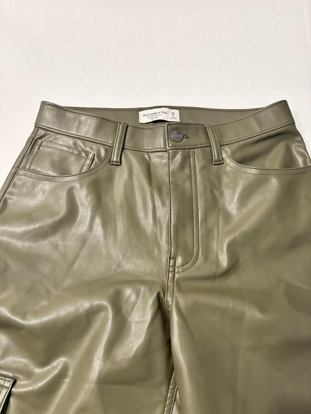 Abercrombie & Fitch Pants Womens 28 Short Green Faux Leather 90s High Rise Cargo