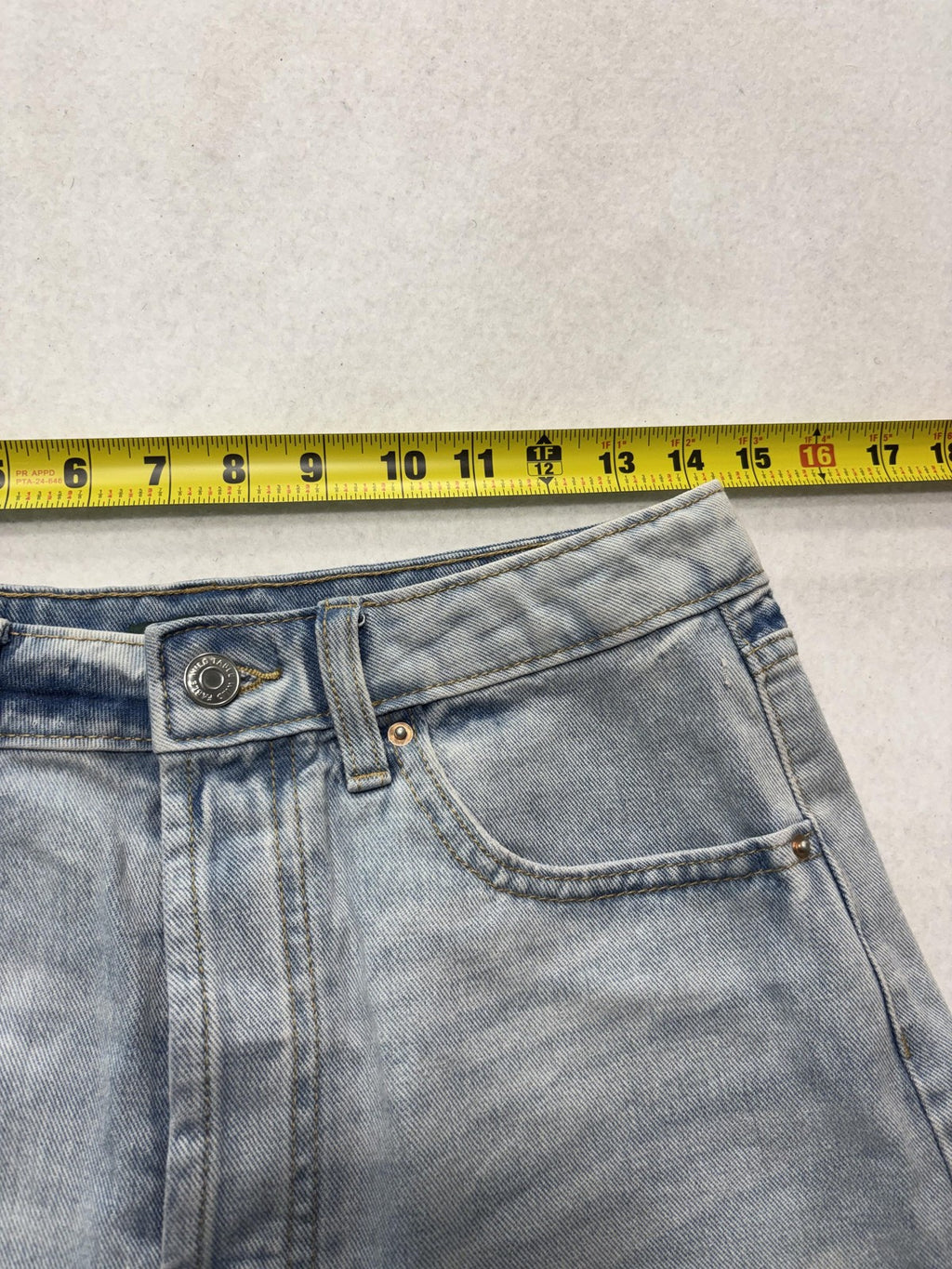 Wild Fable Shorts Womens 8 Blue Highest Rise Cutoff Denim Distressed Raw Hem