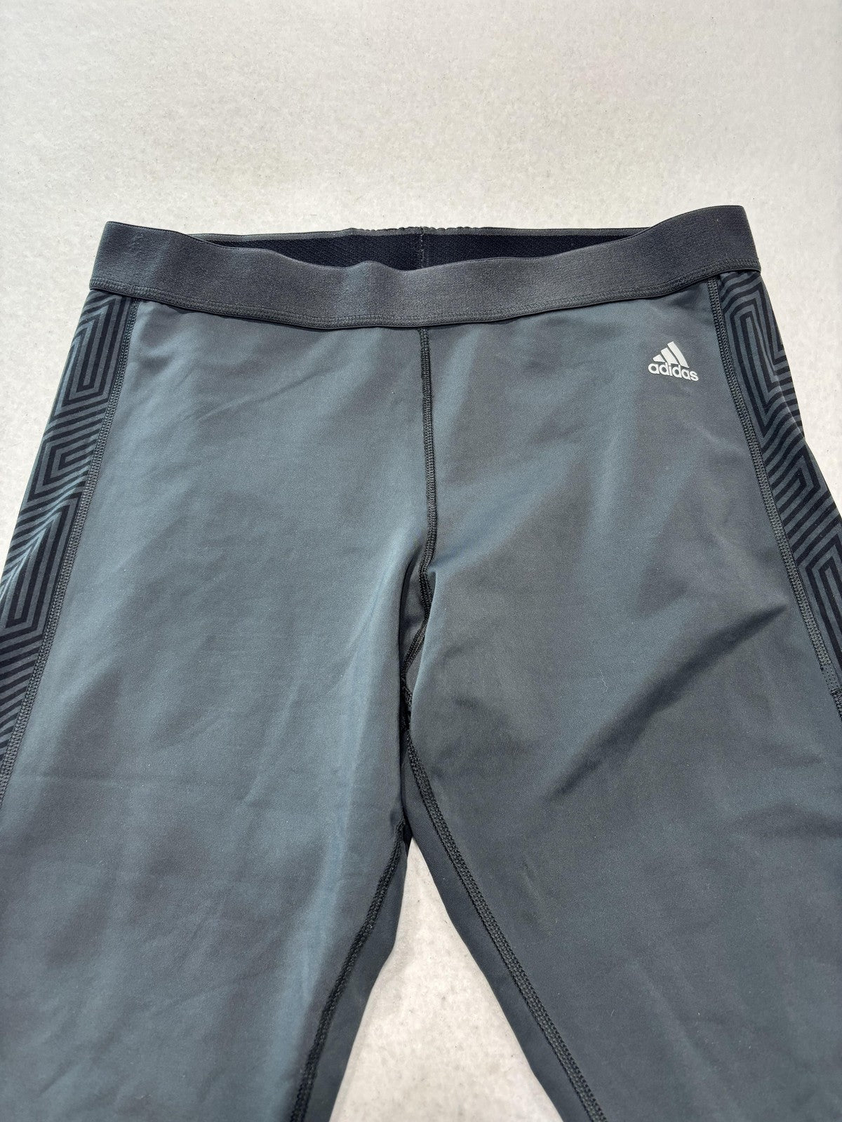 Adidas Leggings Mens XL Gray Techfit Compression 3/4 Length Athletic Running