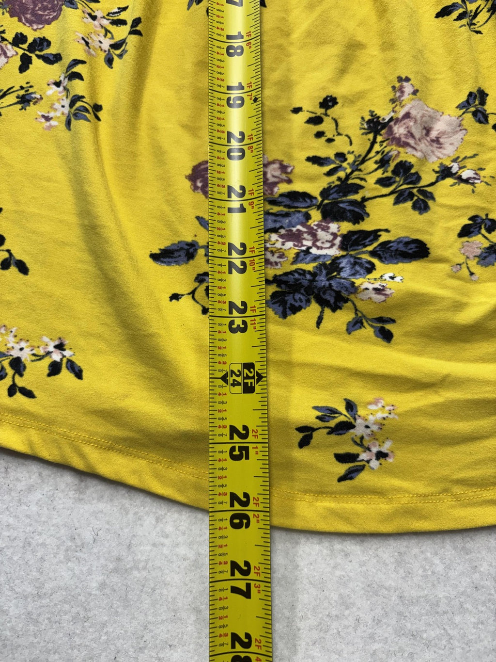 Stella Tweed Tank Top Womens L Yellow Floral Crochet Halter Cami Summer Casual