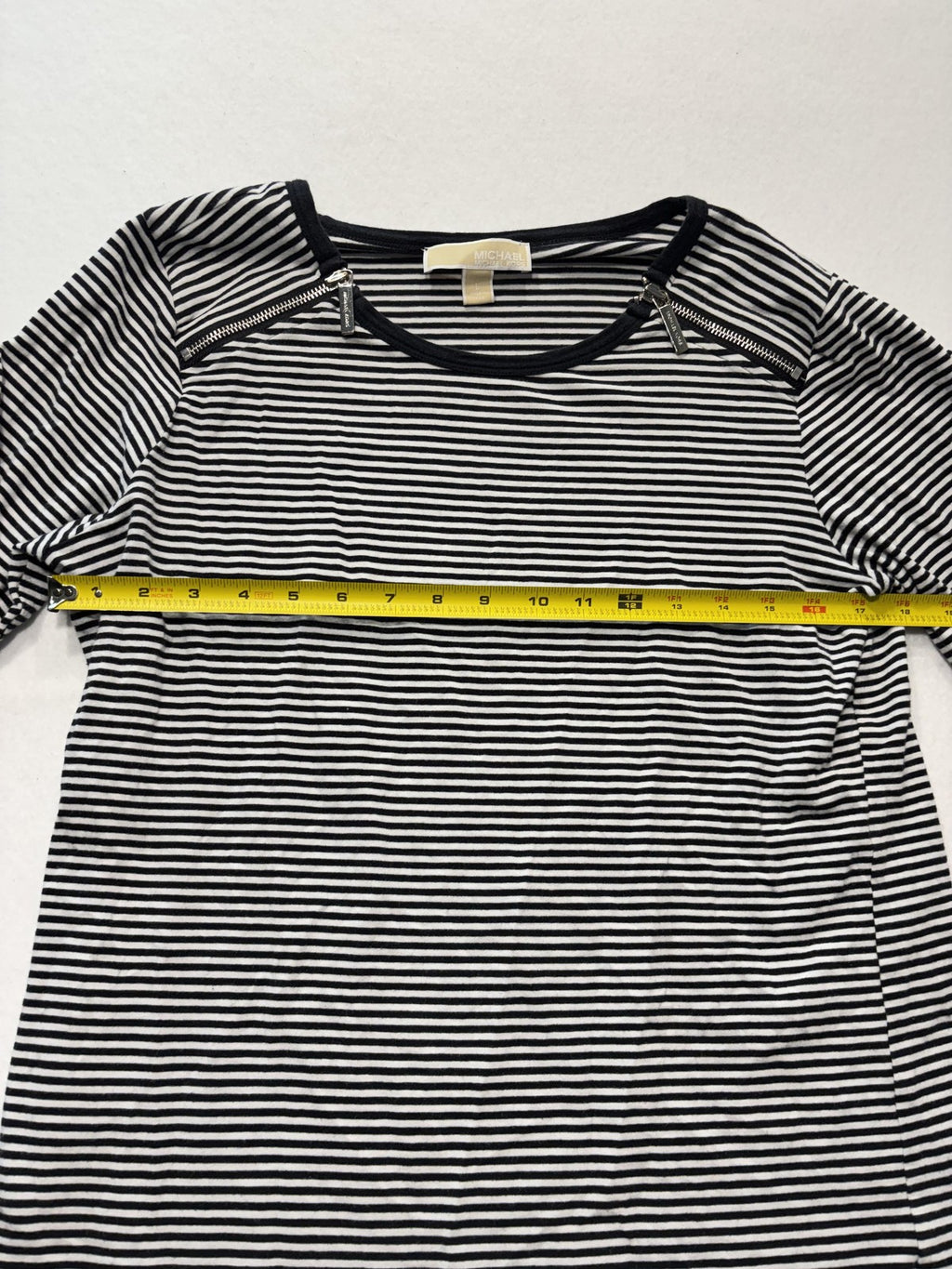 MICHAEL Michael Kors Shirt Womens Large Black Stripe Zip Shoulder Long Sleeve