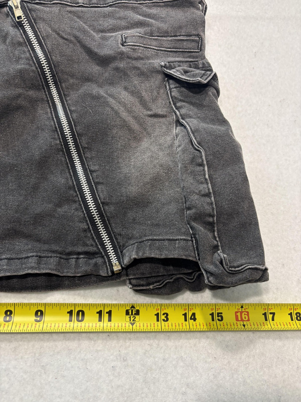 Charlotte Russe Gray Denim Cargo Utility Mini Skirt Juniors S Asymmetrical Zip
