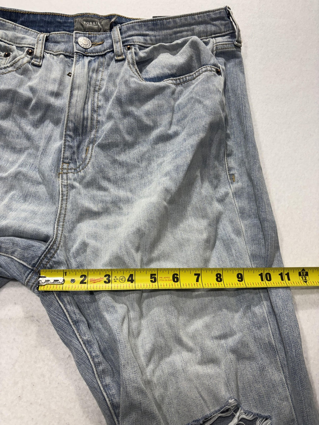 Torrid Jeans Womens 14 Plus Blue Light Wash High Rise Straight Distressed 36x30