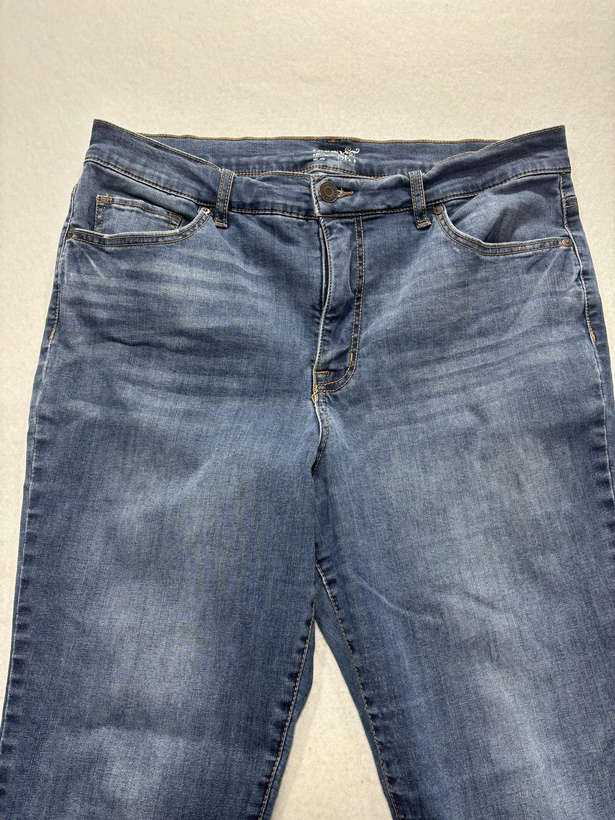 Terra & Sky Jeans Womens 16W Petite Blue Medium Wash High Rise Skinny 37x26.5