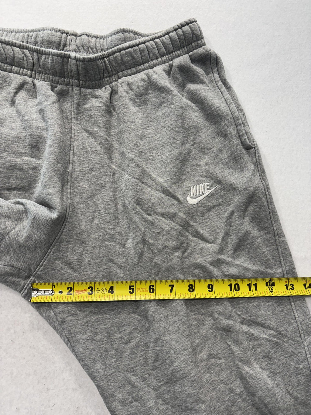 Nike Jogger Pants Mens Large Gray Fleece Elastic Waist Tapered Athletic Pockets