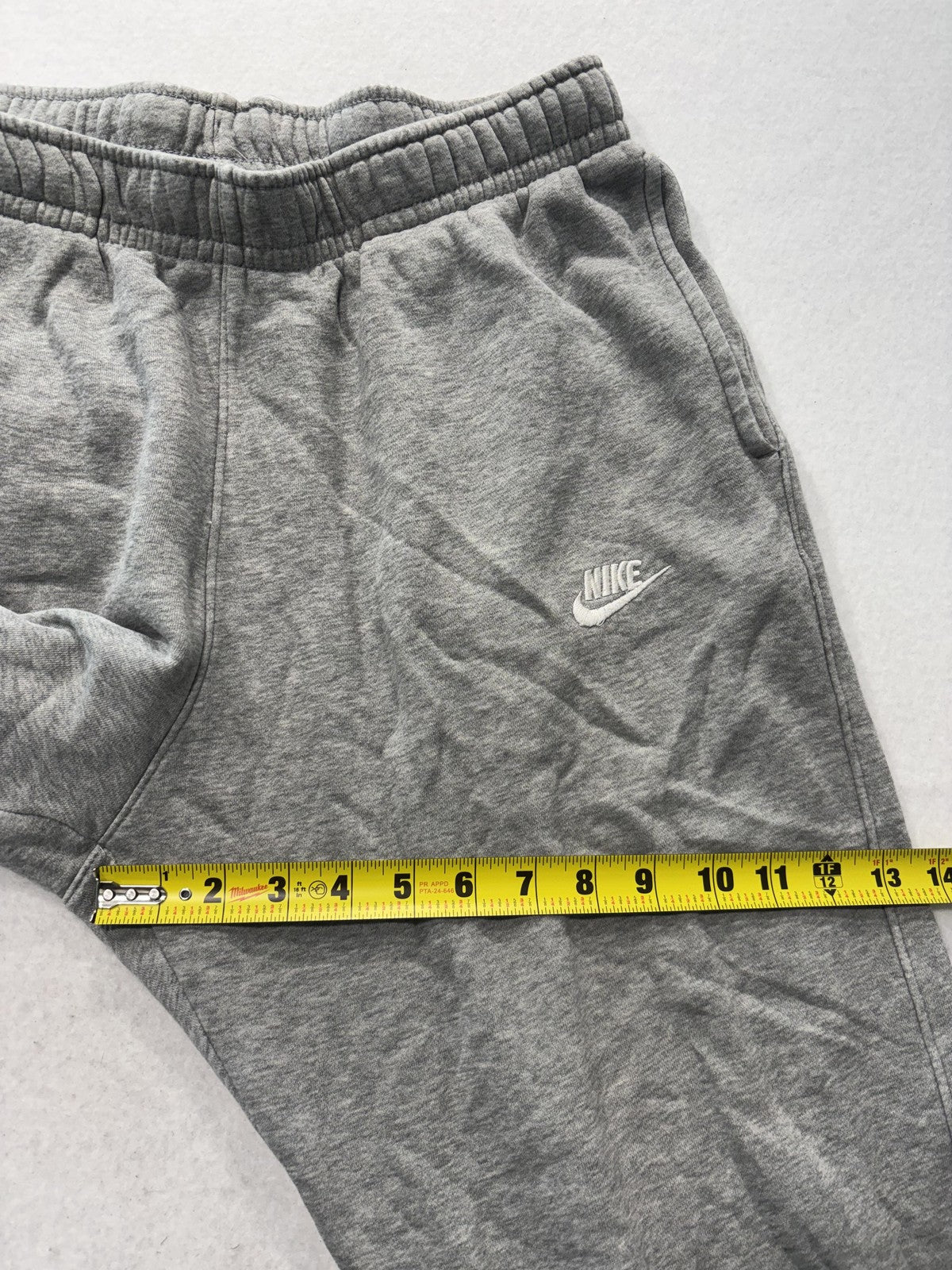 Nike Jogger Pants Mens Large Gray Fleece Elastic Waist Tapered Athletic Pockets