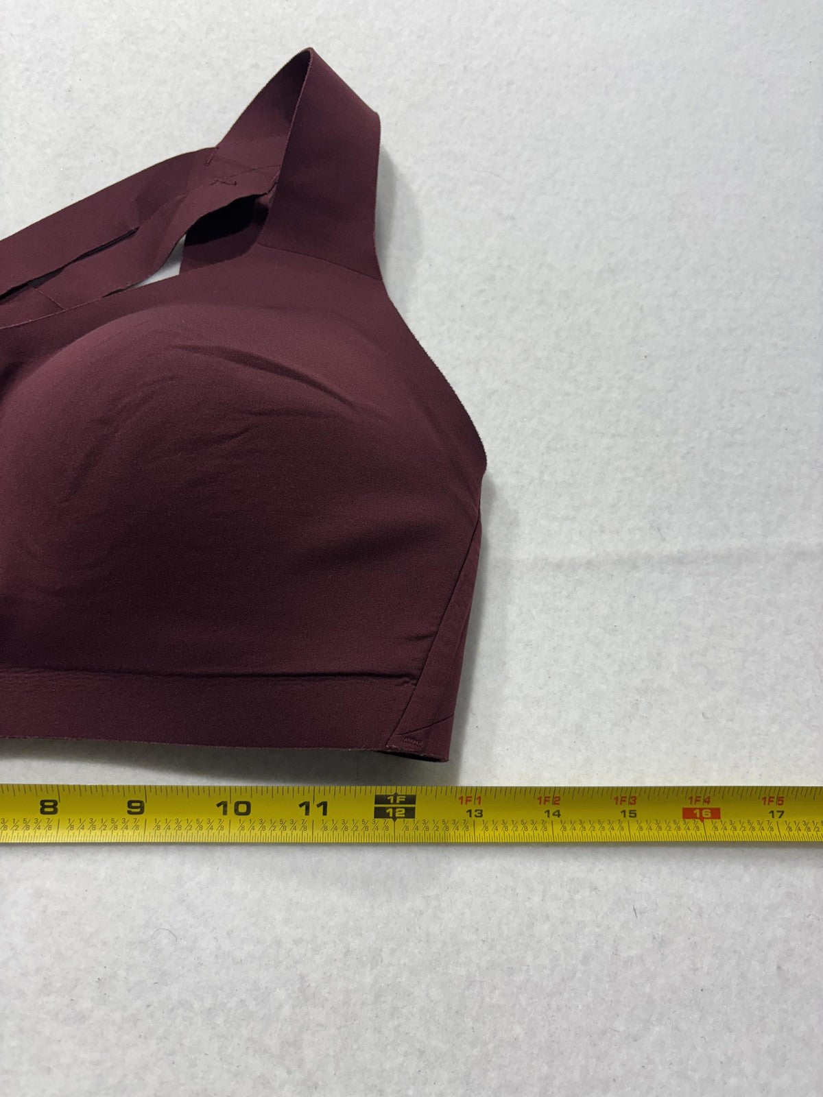 Lululemon Enlite Sports Bra Womens 34D Red High Support Crossback Zip Running
