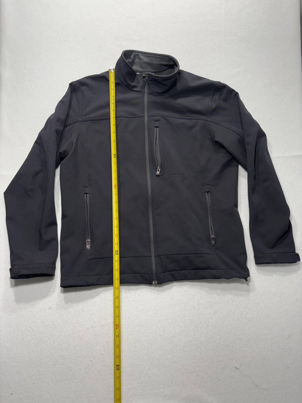 REI Softshell Jacket Mens Medium Black Full Zip Stand Collar Hiking Outdoor