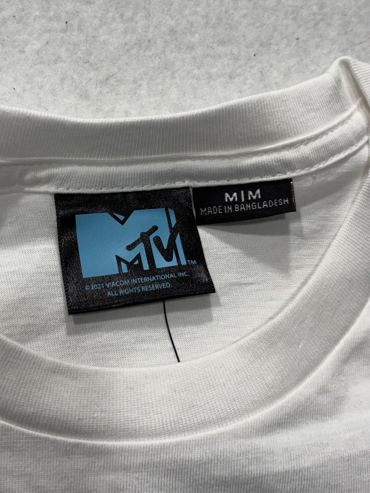 MTV Shirt Mens Medium White Music Television Logo Graphic Tee Tbar Collab