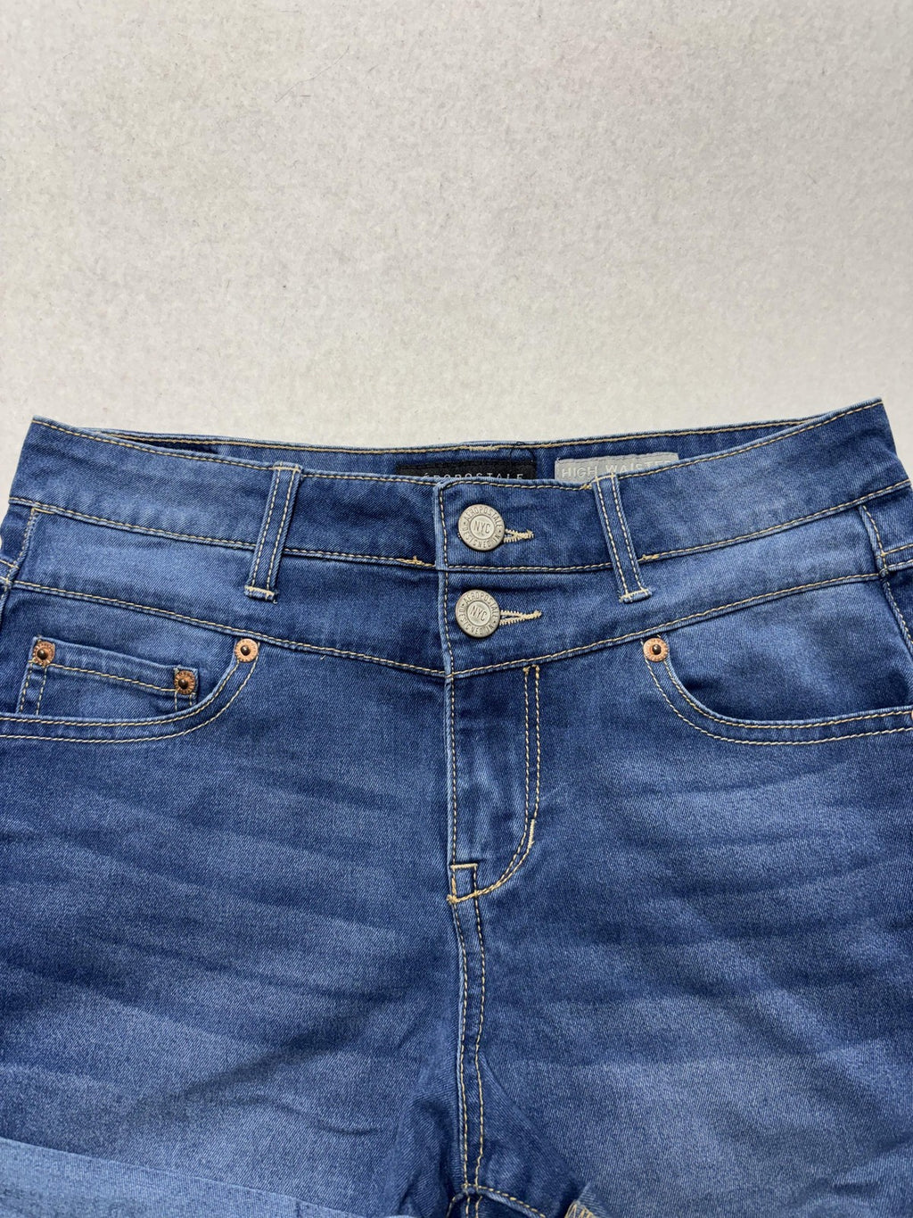 Aeropostale Shorts Womens 6 Blue High Waisted Shorty Cuffed Denim 5 Pocket