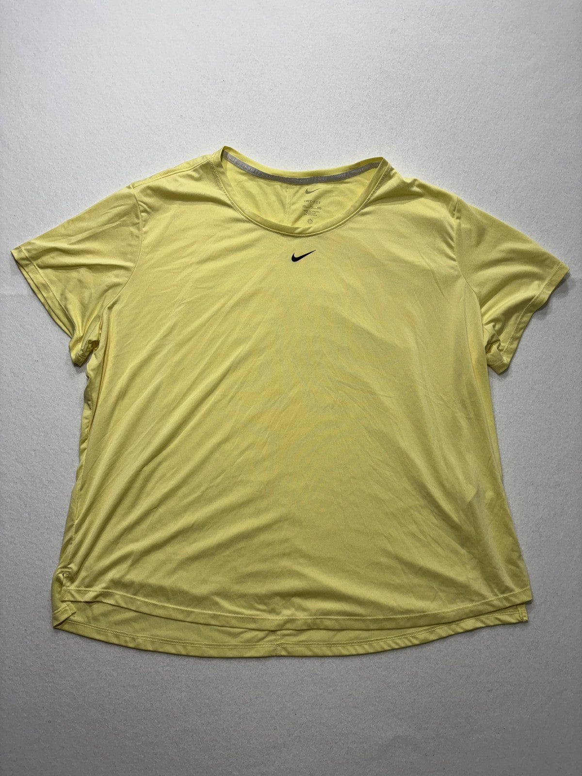 Nike Shirt Womens XXL Yellow Dri-FIT Crew Neck Short Sleeve Running Athletic Top