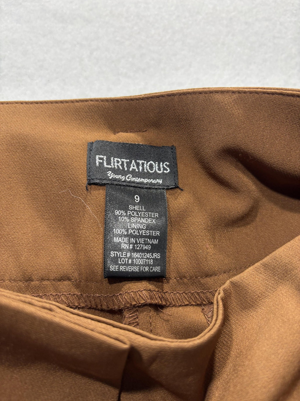 Flirtatious Brown Belted High Waist Tapered Dress Pants Juniors 9 16401245JRS