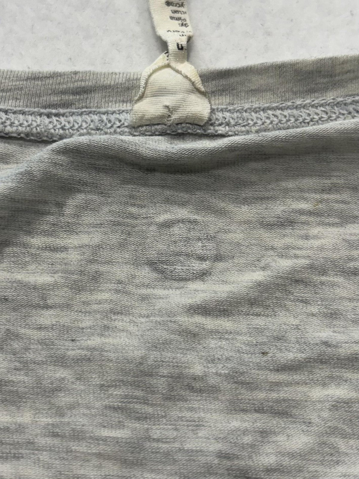 Lululemon Athletica Shirt Womens 4 Gray V Neck Tie Front Cropped Tee Casual