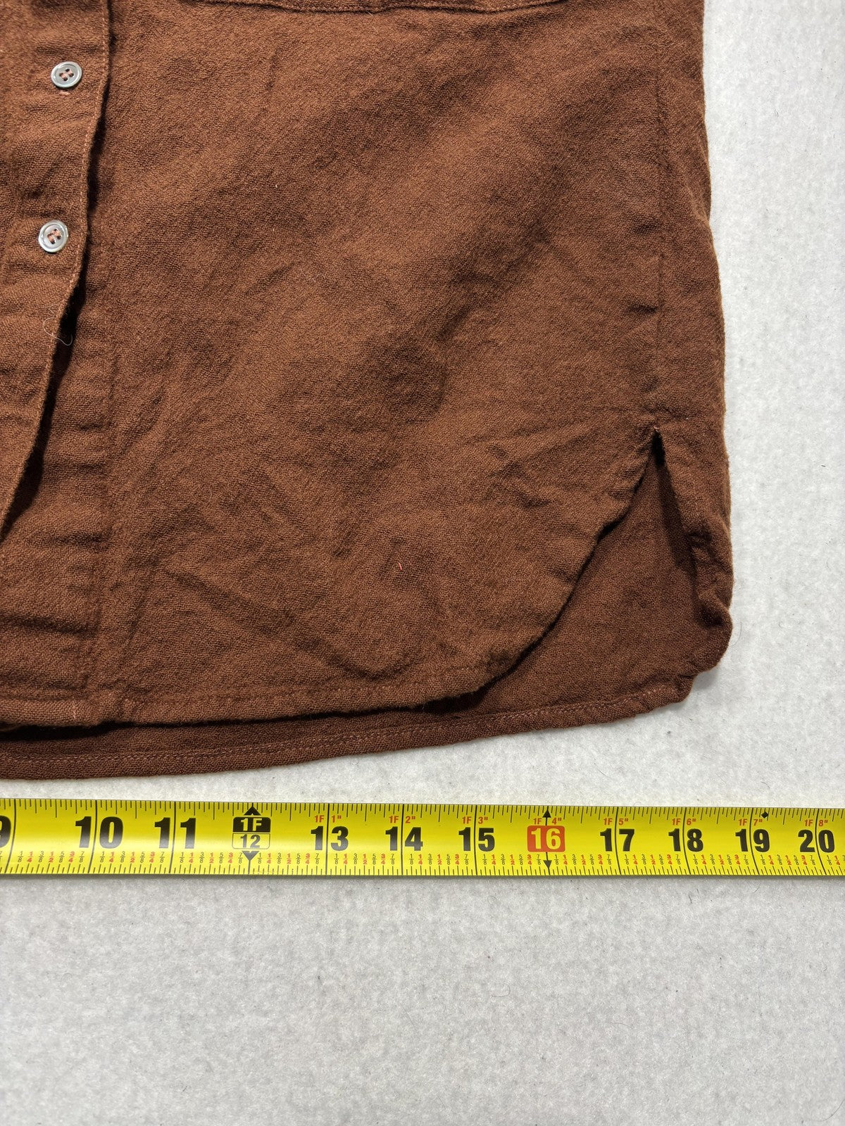 Sakowitz Vintage Brown Wool Button Front Collared Shirt Womens 8 Long Sleeve Top