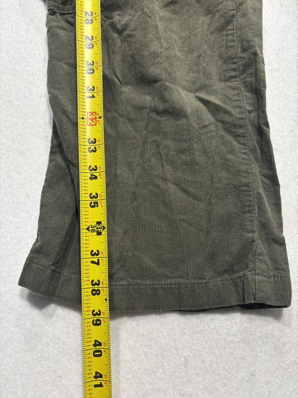 Angel Kiss Green Corduroy Cargo Pants Juniors 11/30 Straight Leg 79374JC00084RJ