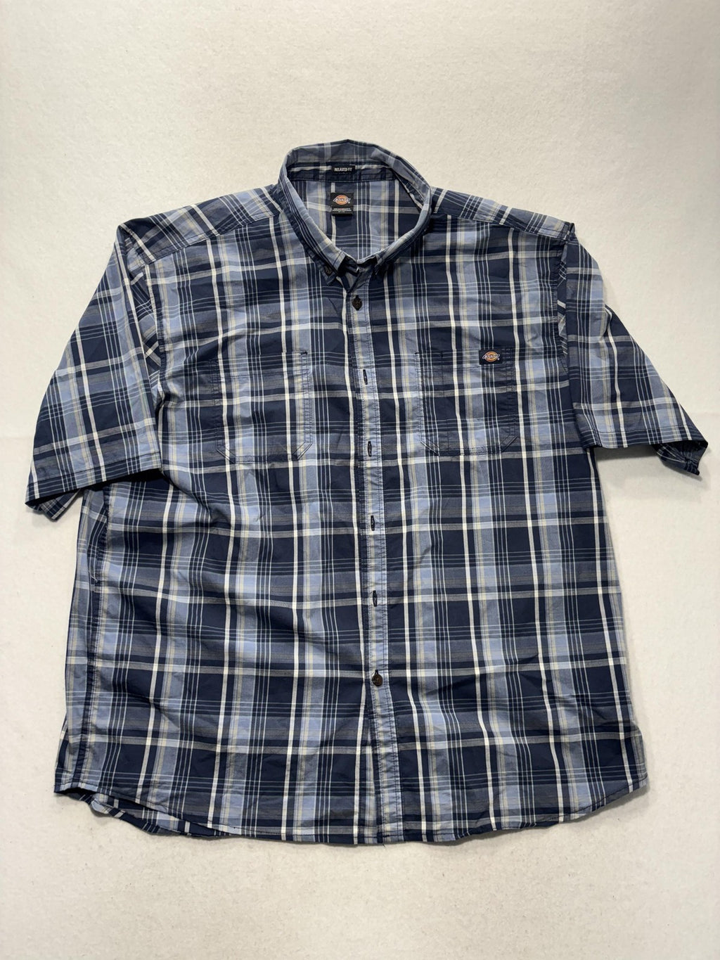Dickies Shirt Mens XL Blue Plaid Short Sleeve Button Up Relaxed Fit Casual