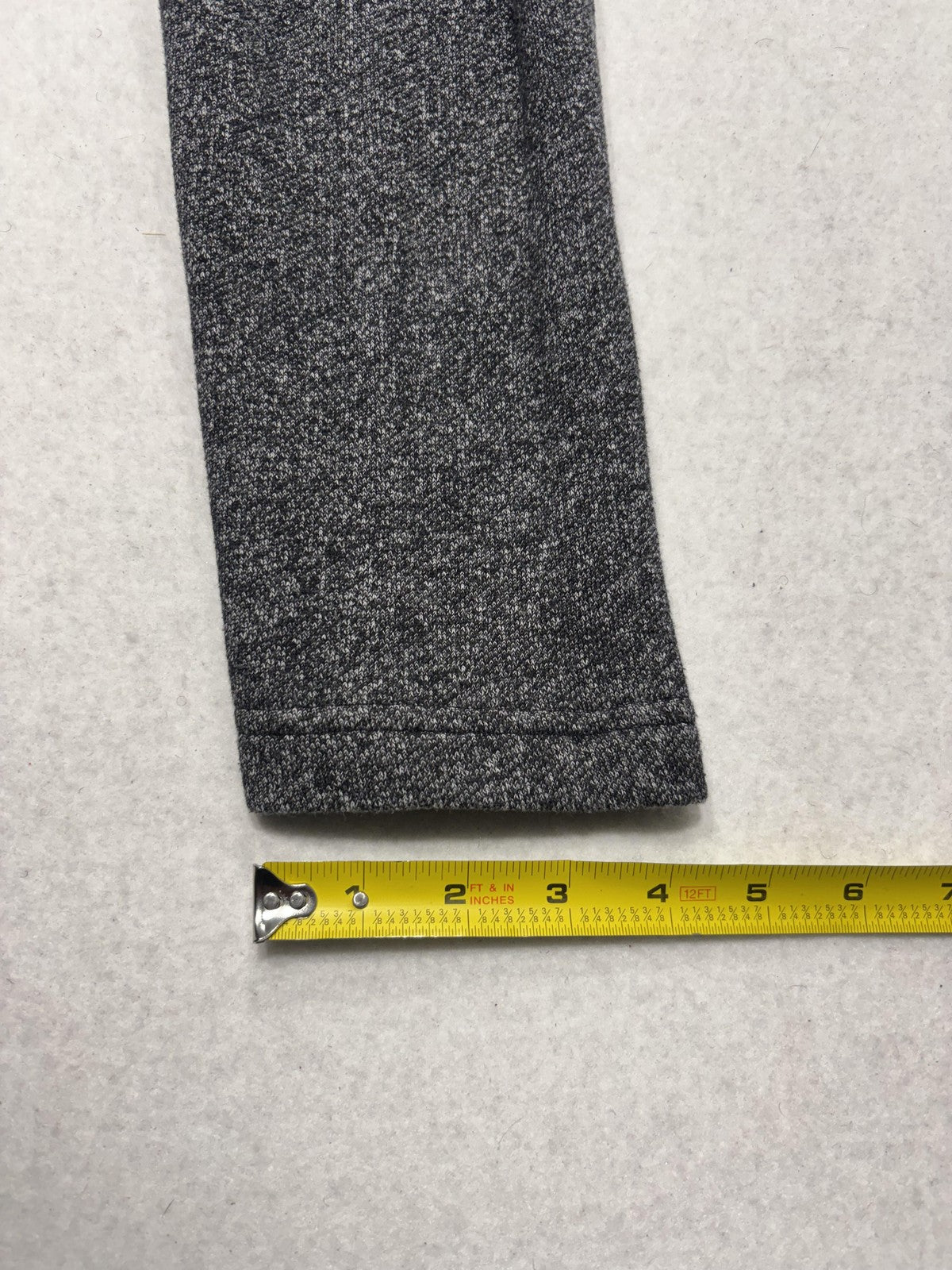Tommy Bahama Sweater Mens Small Gray Knit Crew Neck Long Sleeve Pullover Casual