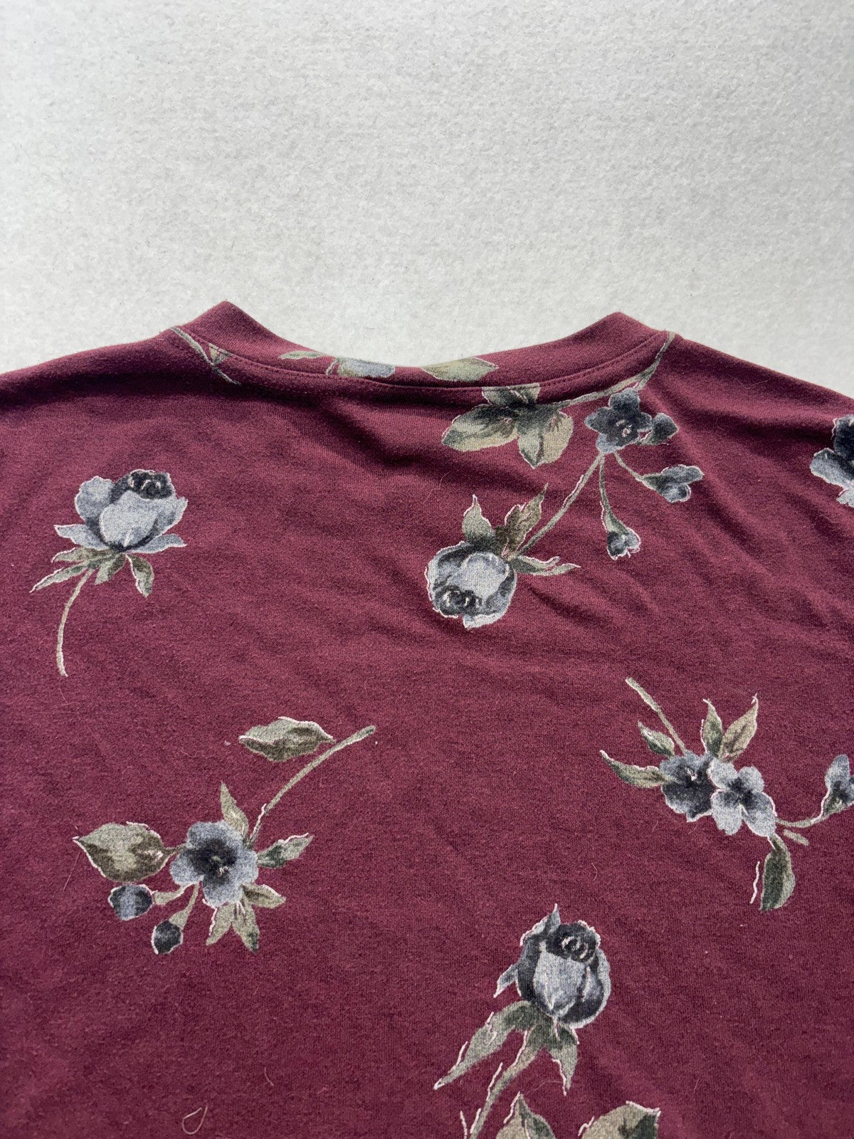 Jaclyn Smith Shirt Womens Large Red Floral Crew Neck Short Sleeve Tee Casual