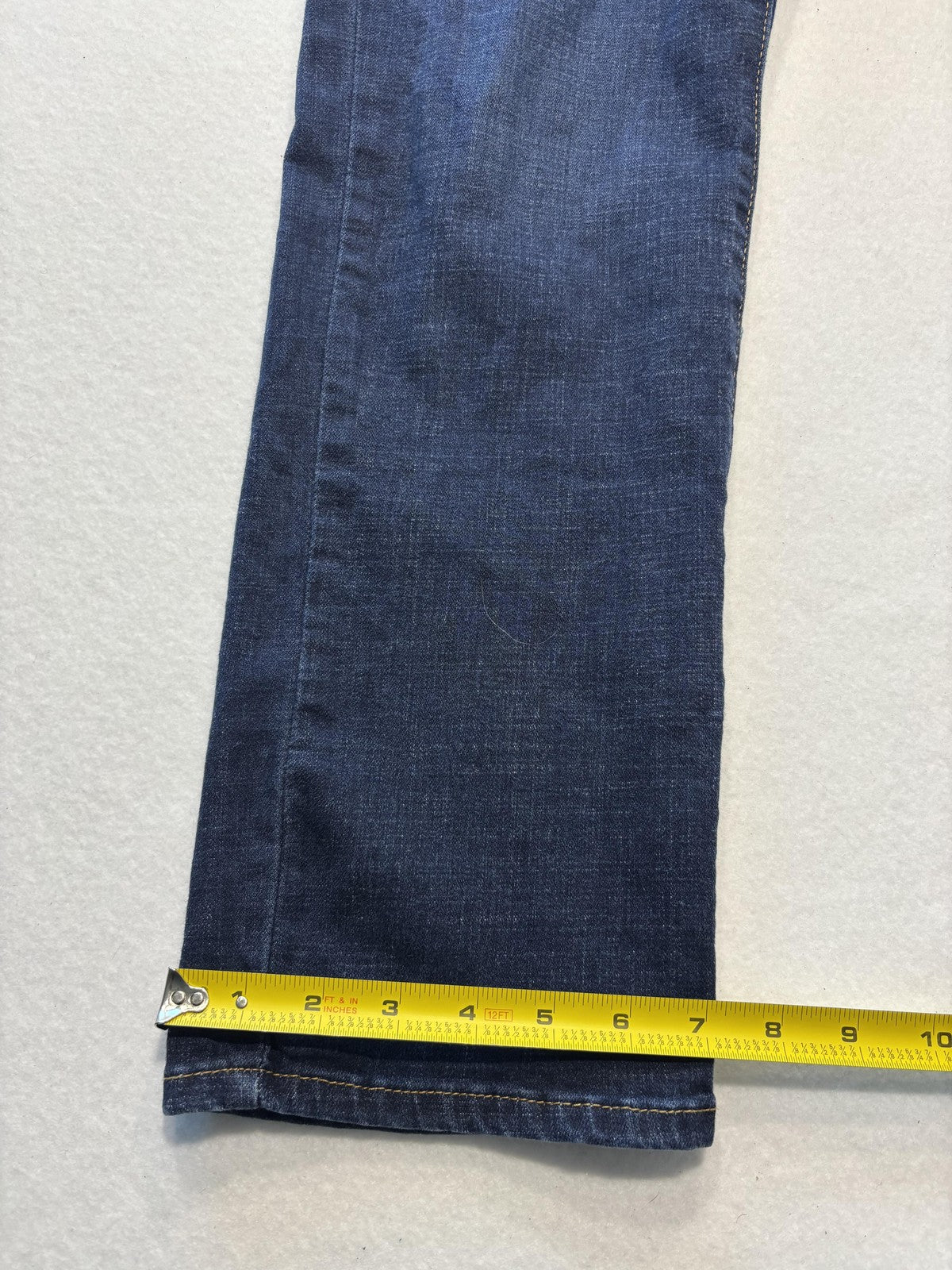 Levi's Classic Straight Jeans Womens 10 Blue Dark Wash Mid Rise Stretch 32x30