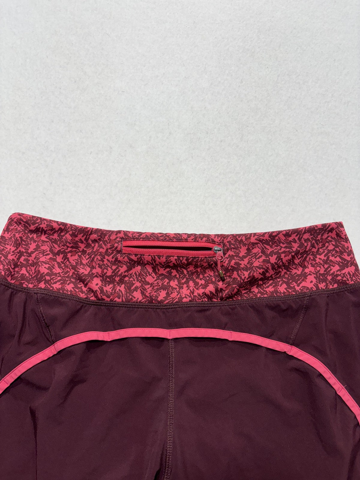 Lululemon Running Shorts Womens 6 Purple 3" Inseam Zip Pocket Lined Athletic