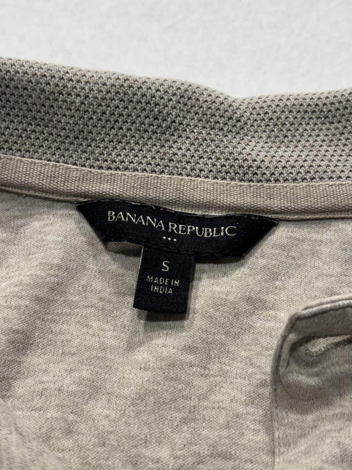 Banana Republic Polo Shirt Mens Small Gray Short Sleeve Jersey Cotton Casual
