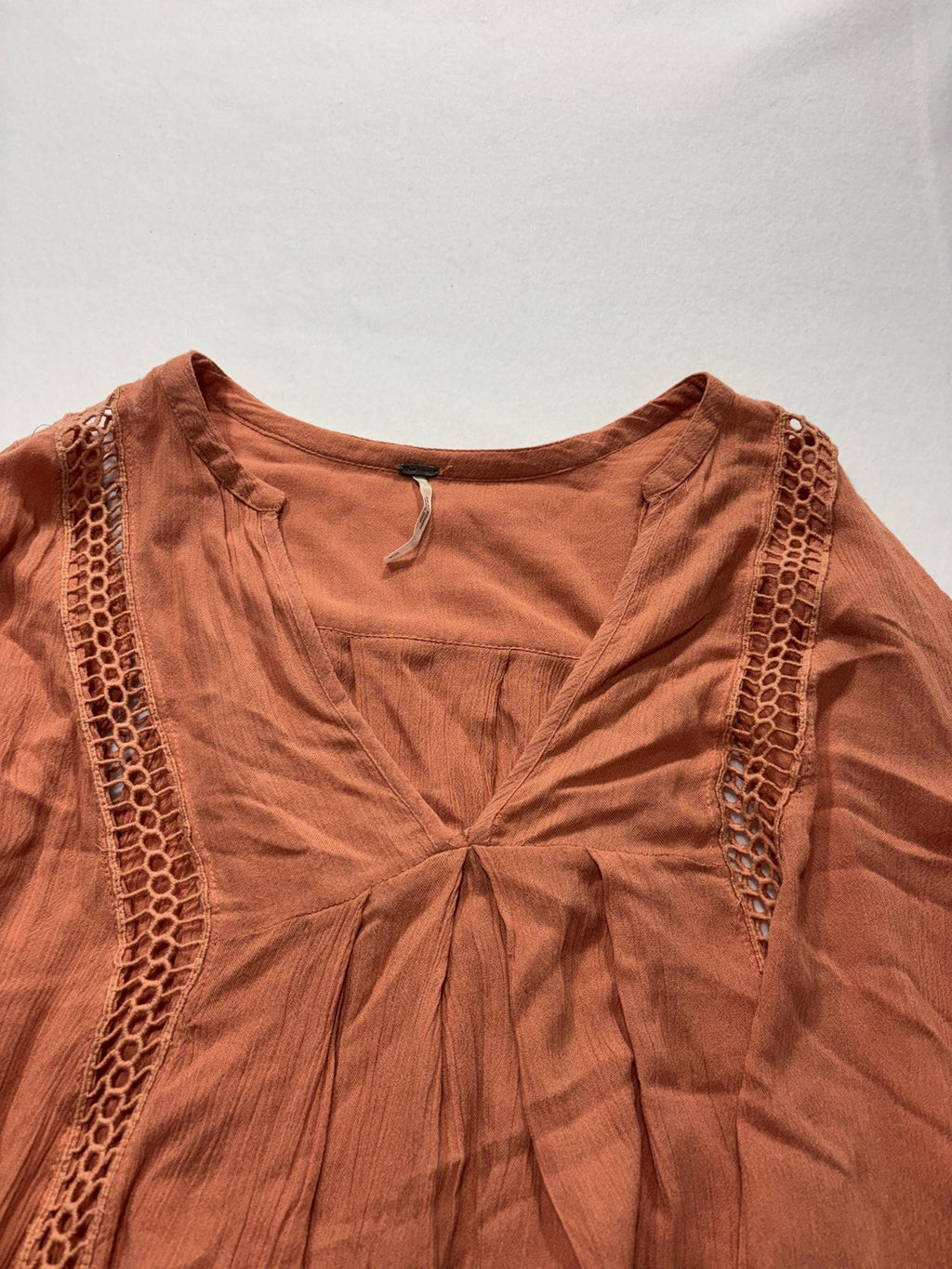 Free People Dress Womens Small Orange Scoop Neck Crochet Long Sleeve Boho Swing