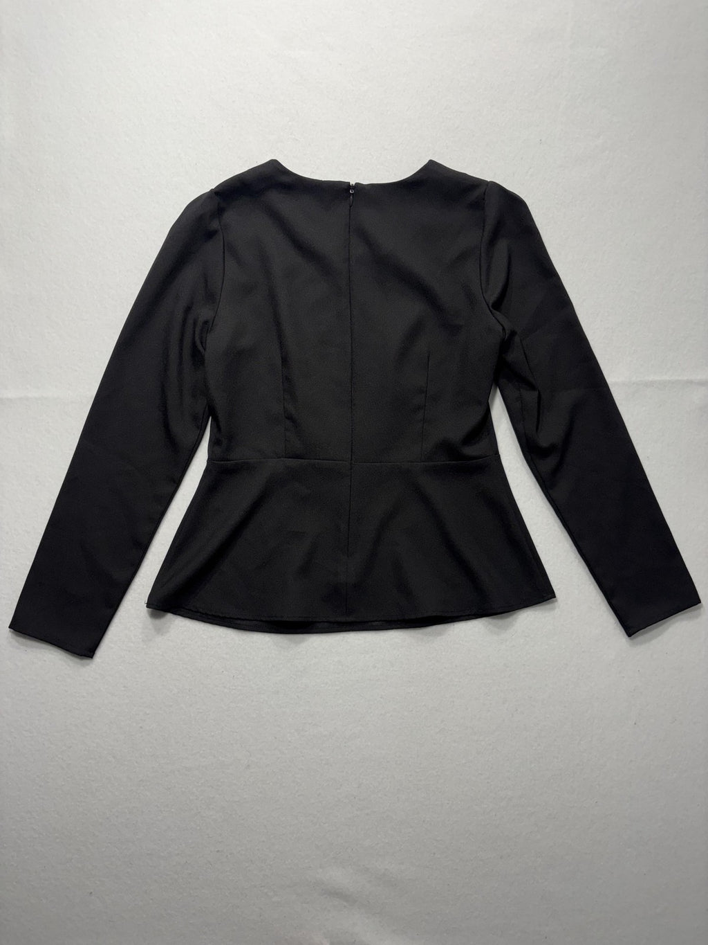 Banana Republic Top Womens 6 Black Long Sleeve Crew Neck Blouse Office City