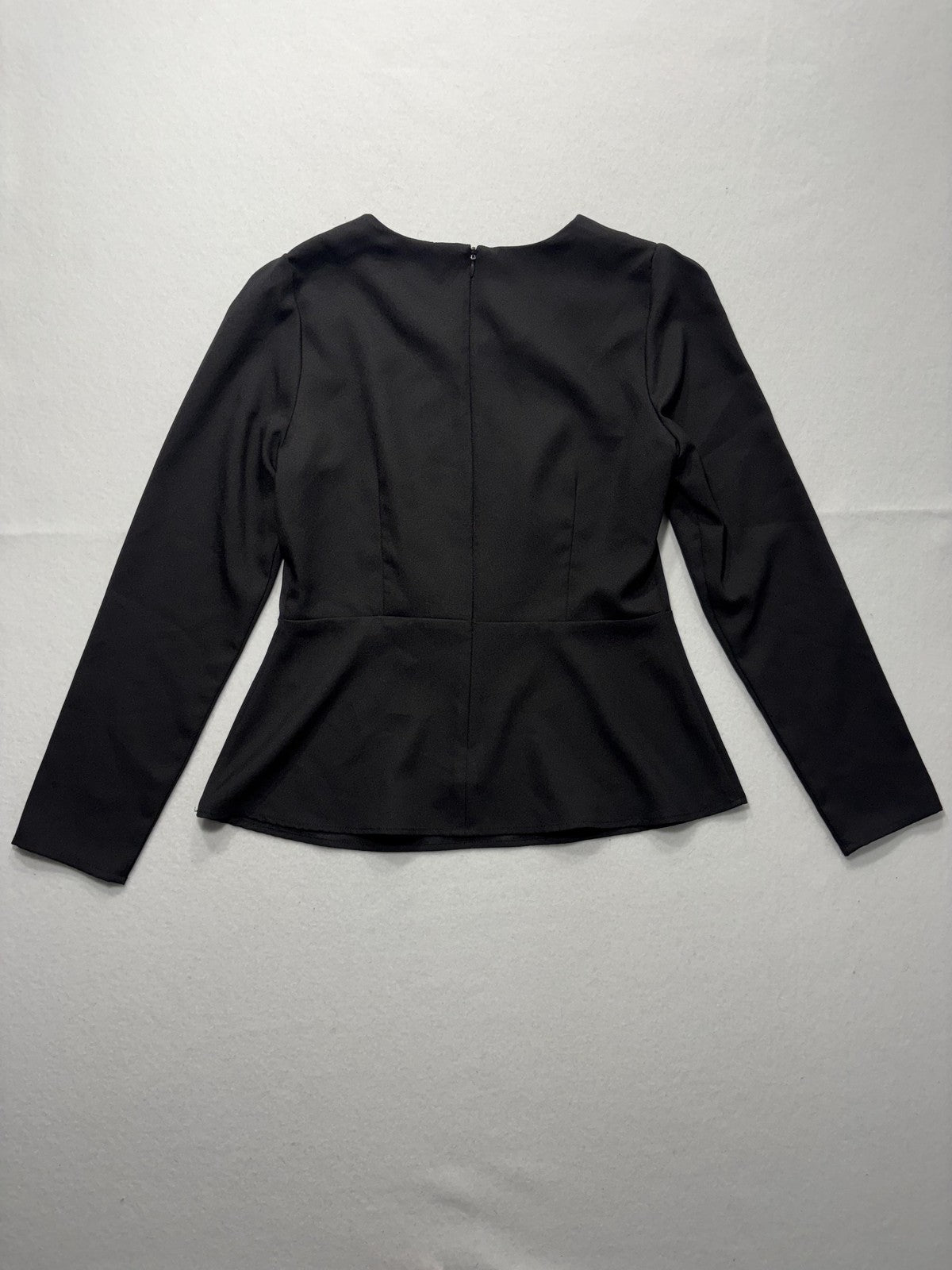 Banana Republic Top Womens 6 Black Long Sleeve Crew Neck Blouse Office City
