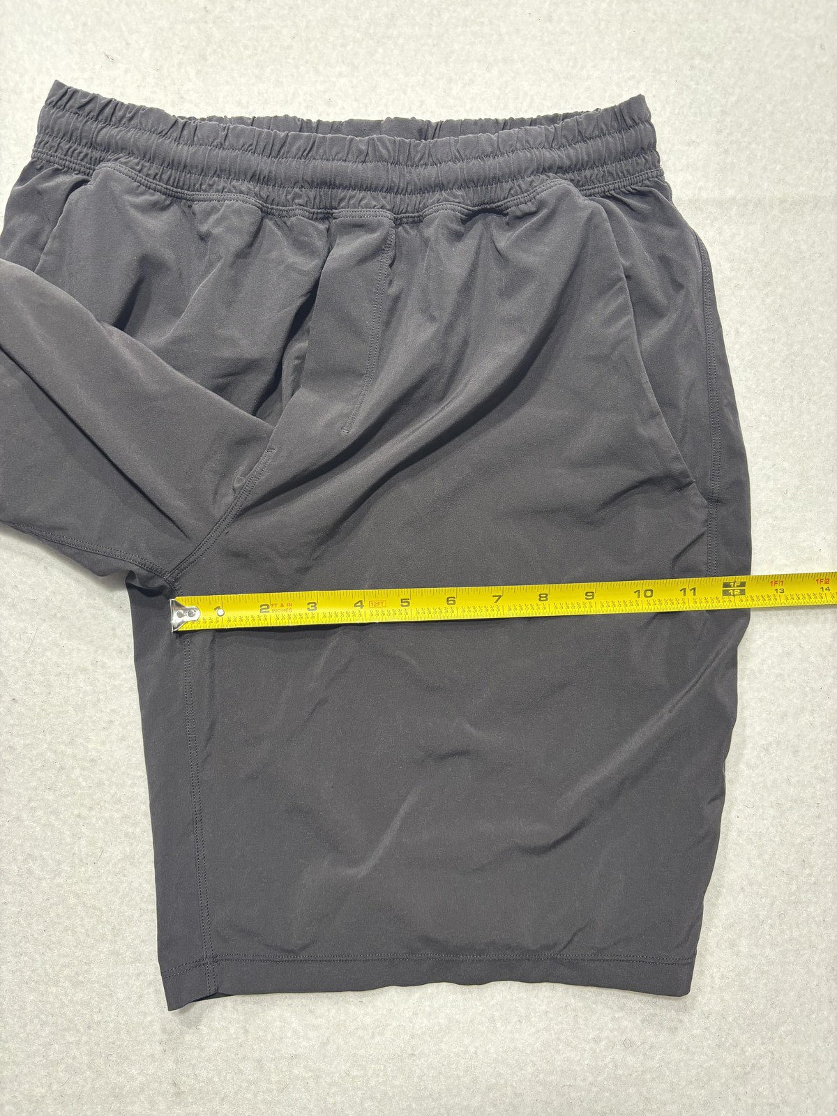 Lululemon Shorts Mens Medium Black 9" Inseam Running Quick Dry Athletic Training