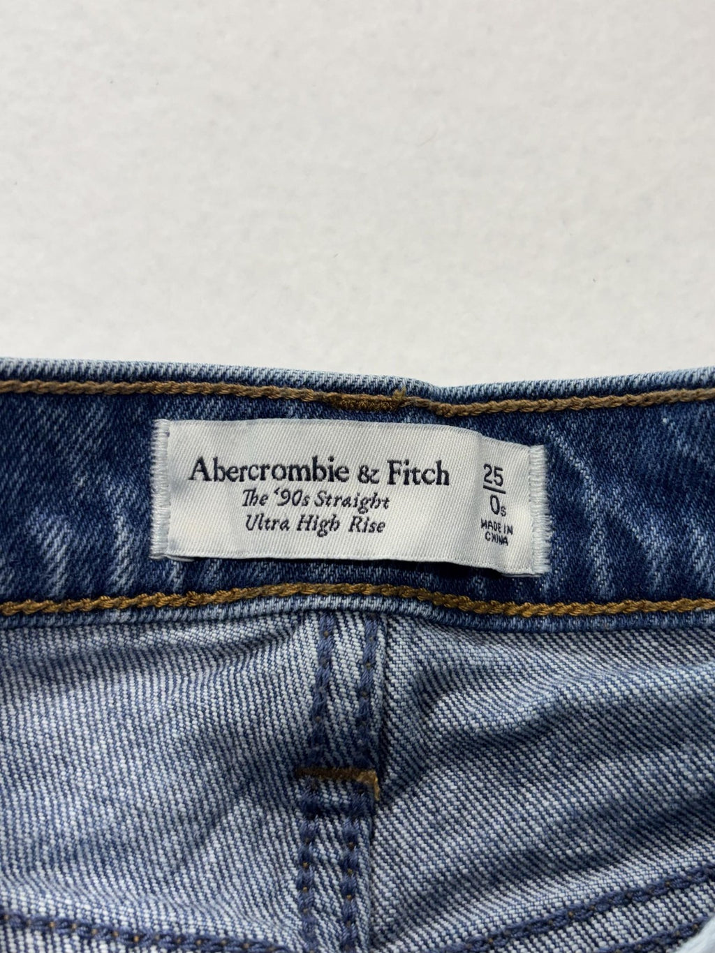 Abercrombie & Fitch 90s Straight Jeans Womens 25 Blue High Rise Distressed 25x27