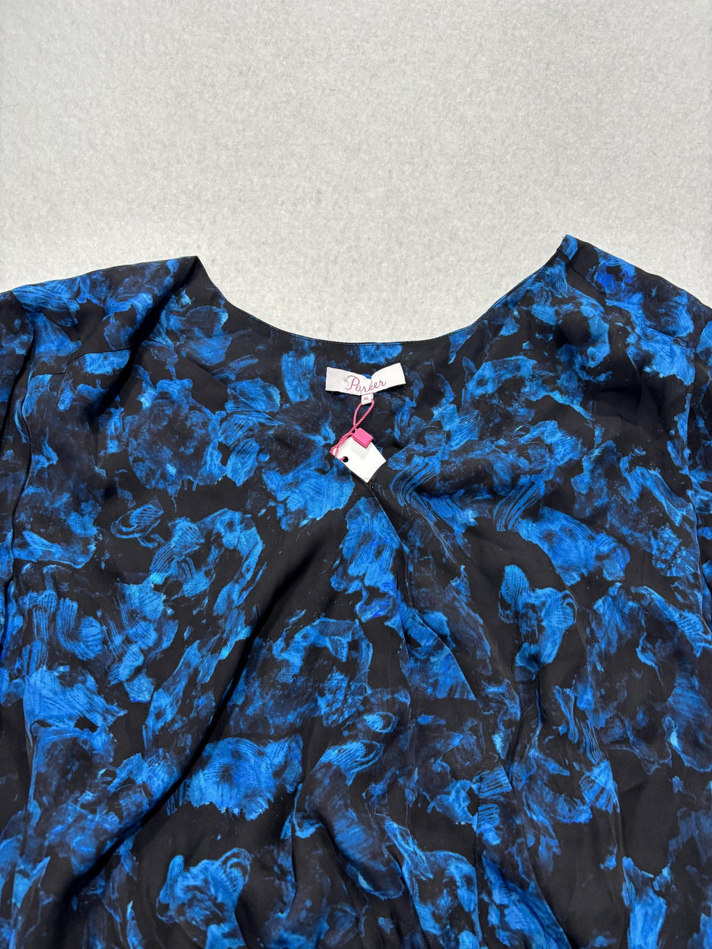 Parker Blouse Womens XL Blue Rainstorm Floral Ruffle Silk Top P9J5807SBP
