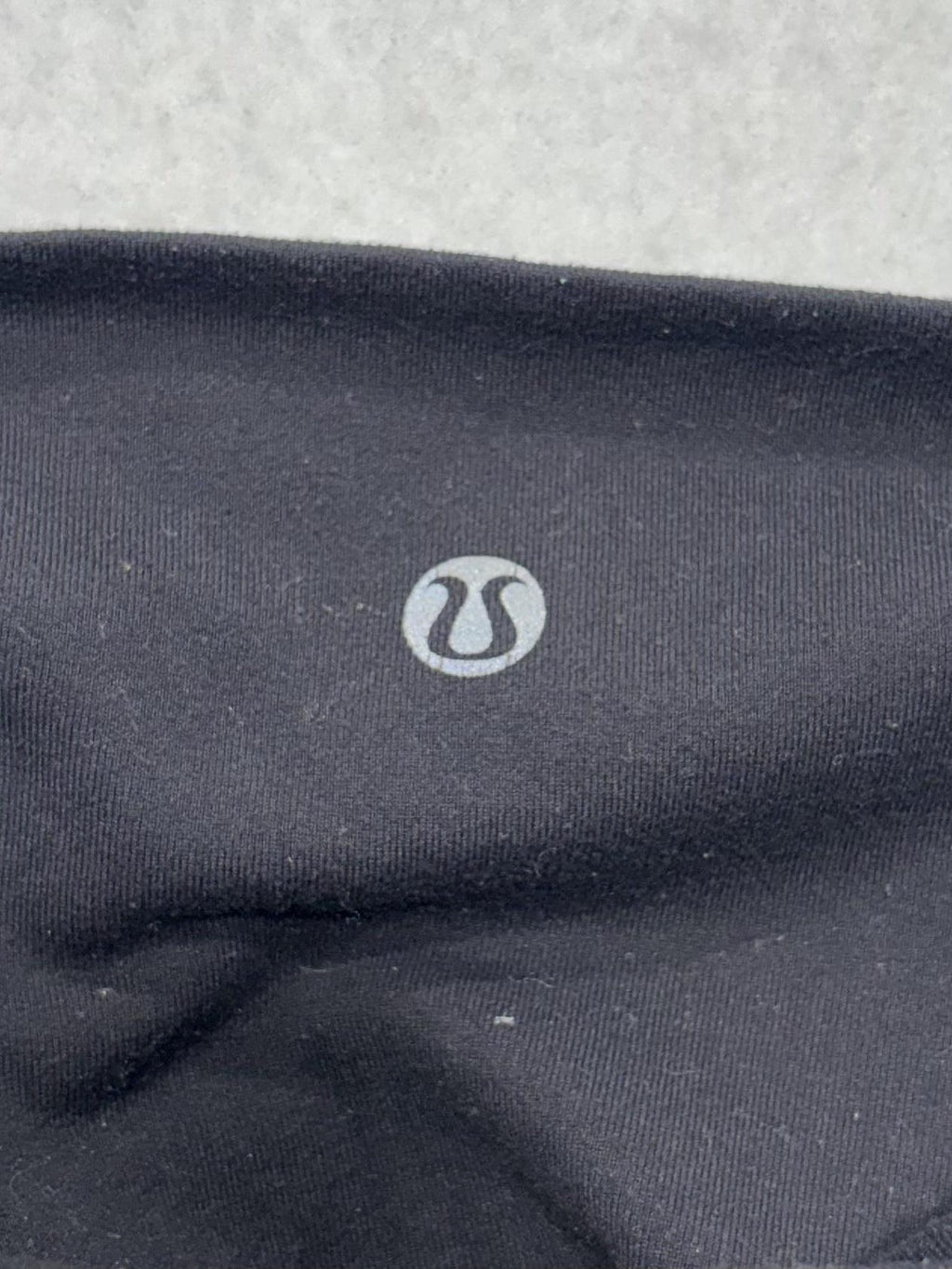 Lululemon Leggings Womens 2 Black High Rise 22" Inseam Cropped Yoga Stretch
