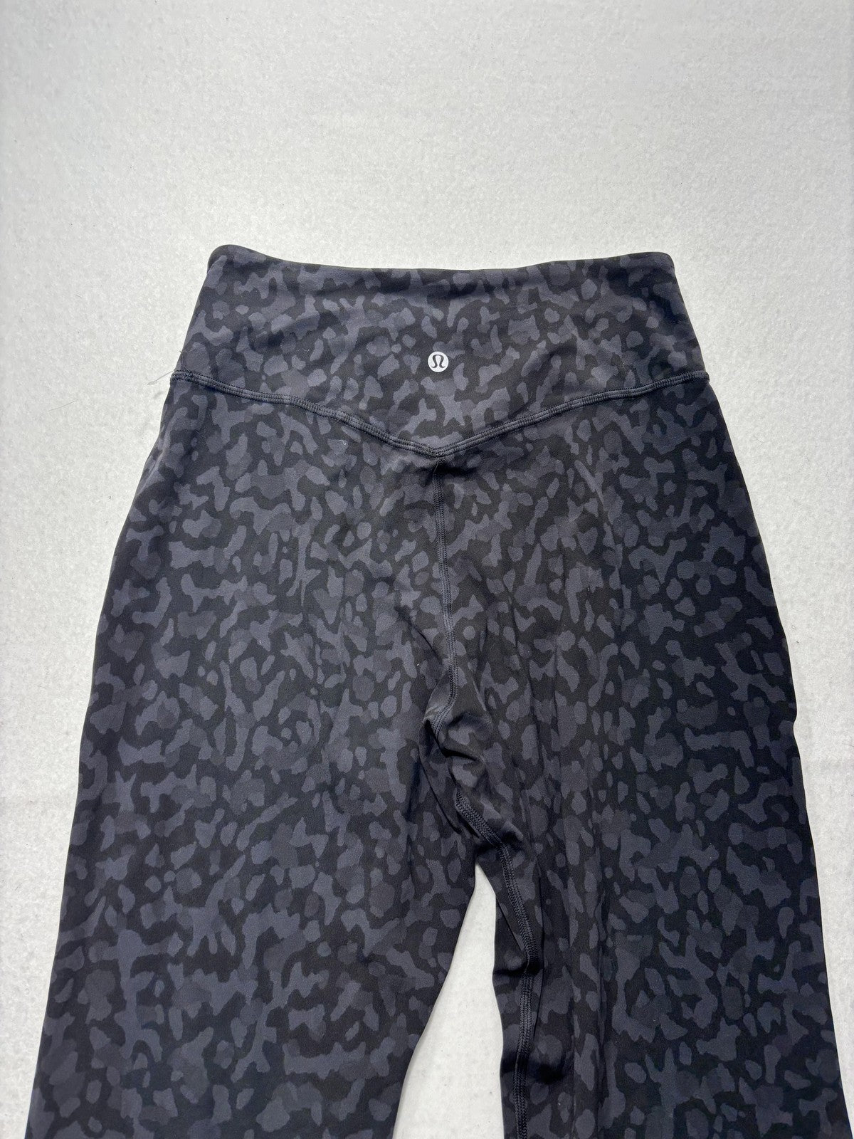 Lululemon Jogger Pants Womens 6 Gray Camo High Rise 27.5" Inseam Ankle Pockets