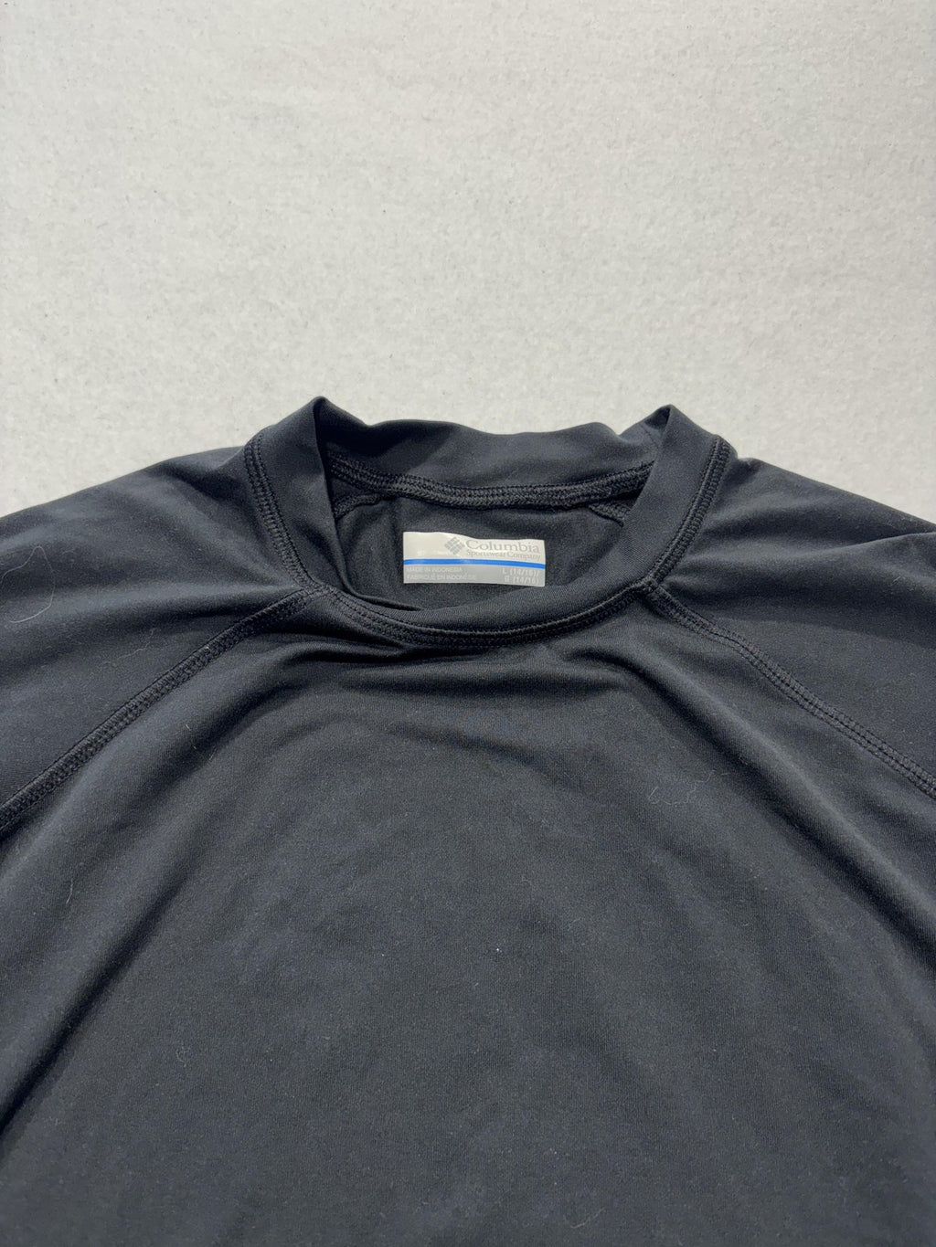 Columbia Shirt Youth Large 14/16 Black Omni-Shade Long Sleeve Sun Protection