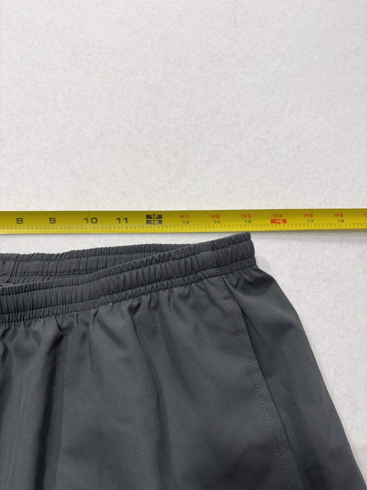 Nike Shorts Mens Large Gray Dri-FIT 7" Inseam Running Quick Dry Lightweight