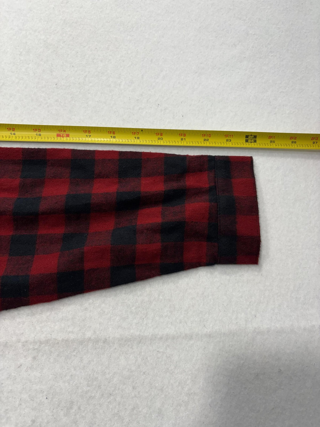 L.L. Bean Shirt Mens Medium Red Plaid Flannel Long Sleeve Button Up Casual