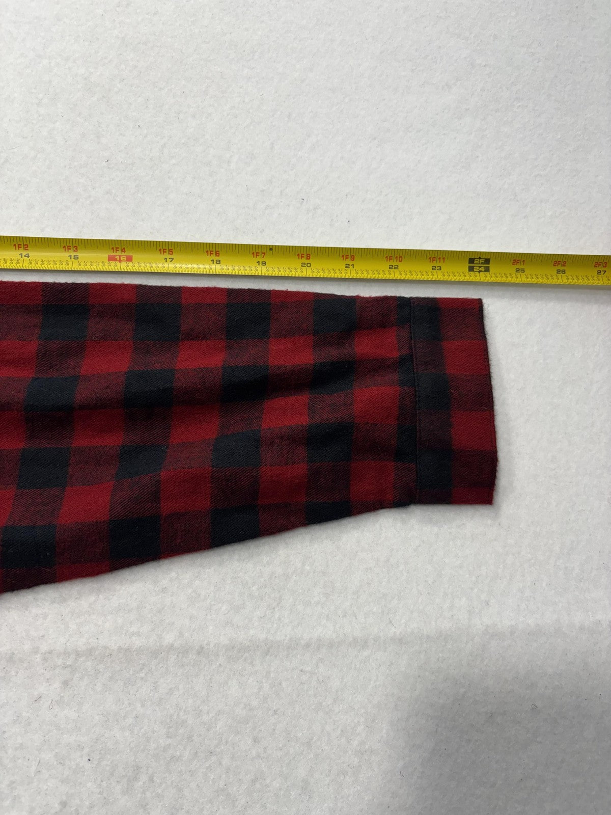 L.L. Bean Shirt Mens Medium Red Plaid Flannel Long Sleeve Button Up Casual