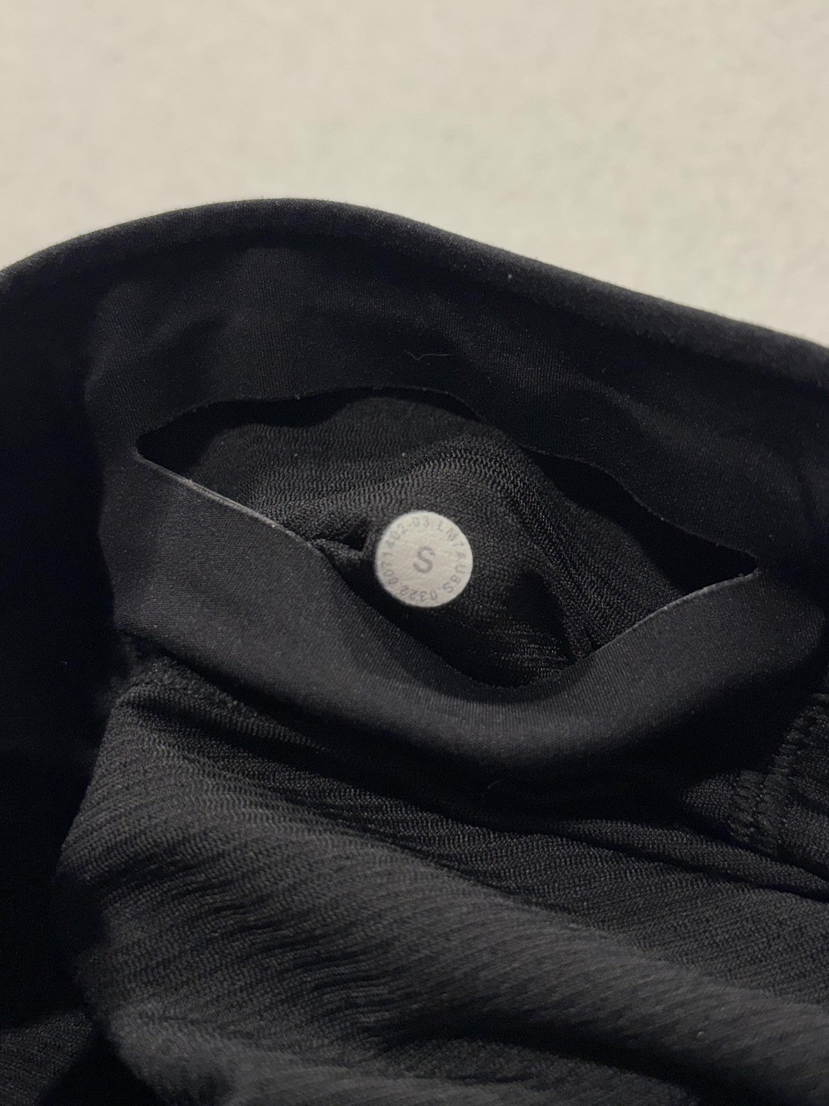 Lululemon Shorts Mens Small Black 7" Inseam Running Lightweight Lined Athletic