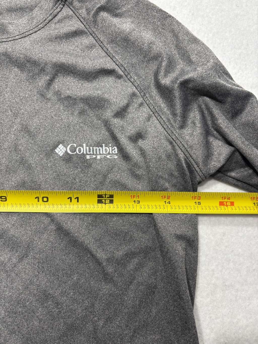 Columbia PFG Omni-Shade Shirt Mens XS Gray Long Sleeve Tee Fishing Lightweight