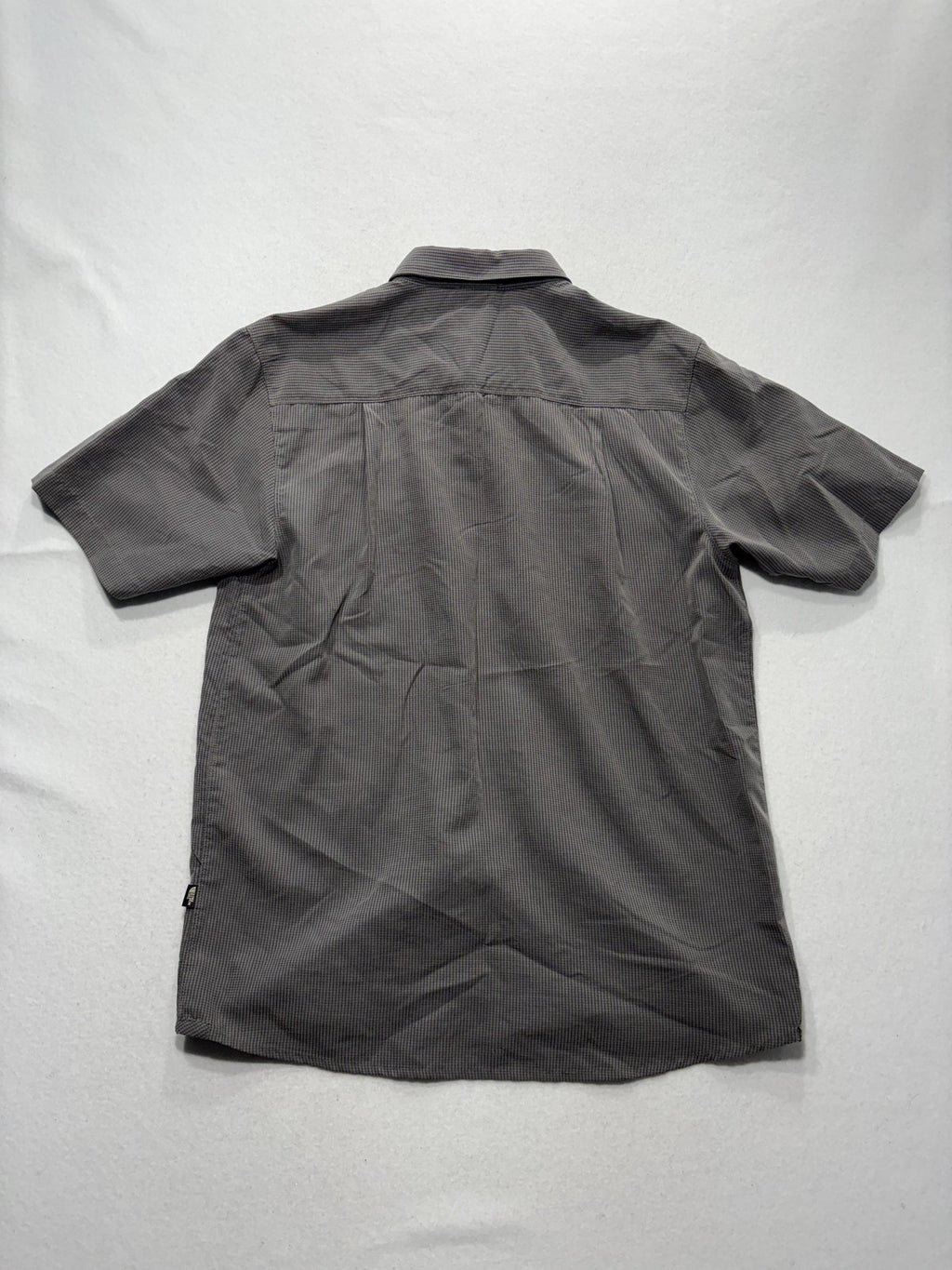 The North Face Shirt Mens Medium Gray Check Short Sleeve Button Up Hiking Casual