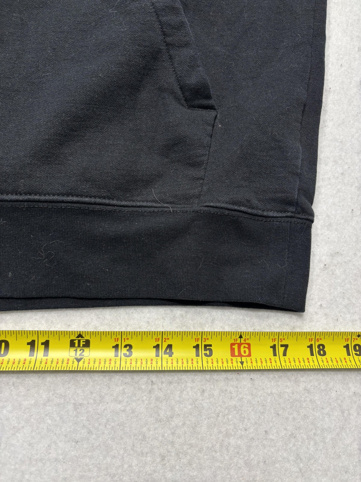 CSG Hoodie Mens Medium Black Fleece Pullover Kangaroo Pocket Solid Casual