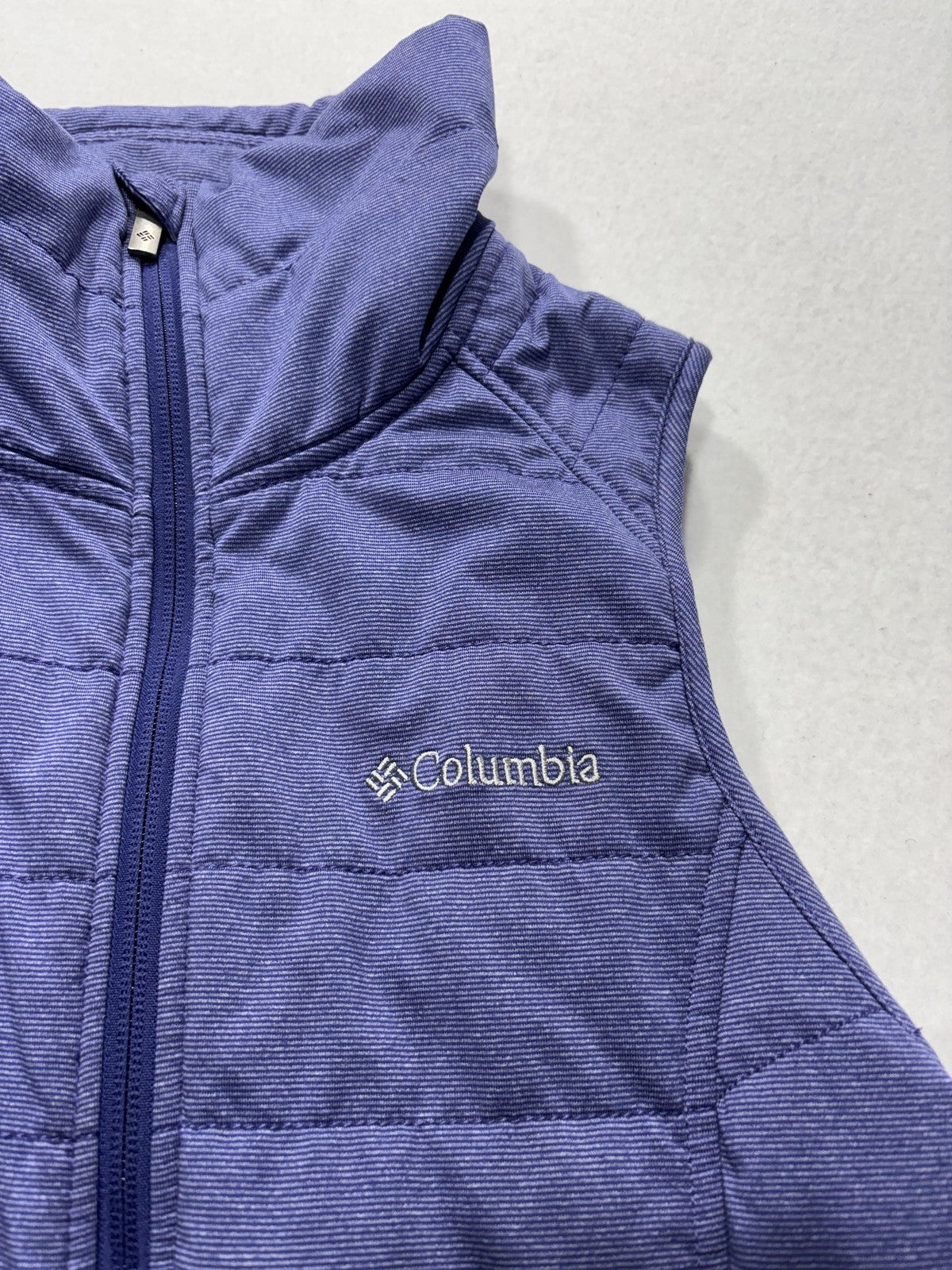 Columbia Vest Womens XS Purple Quilted Insulated Full Zip Stand Collar Outdoor